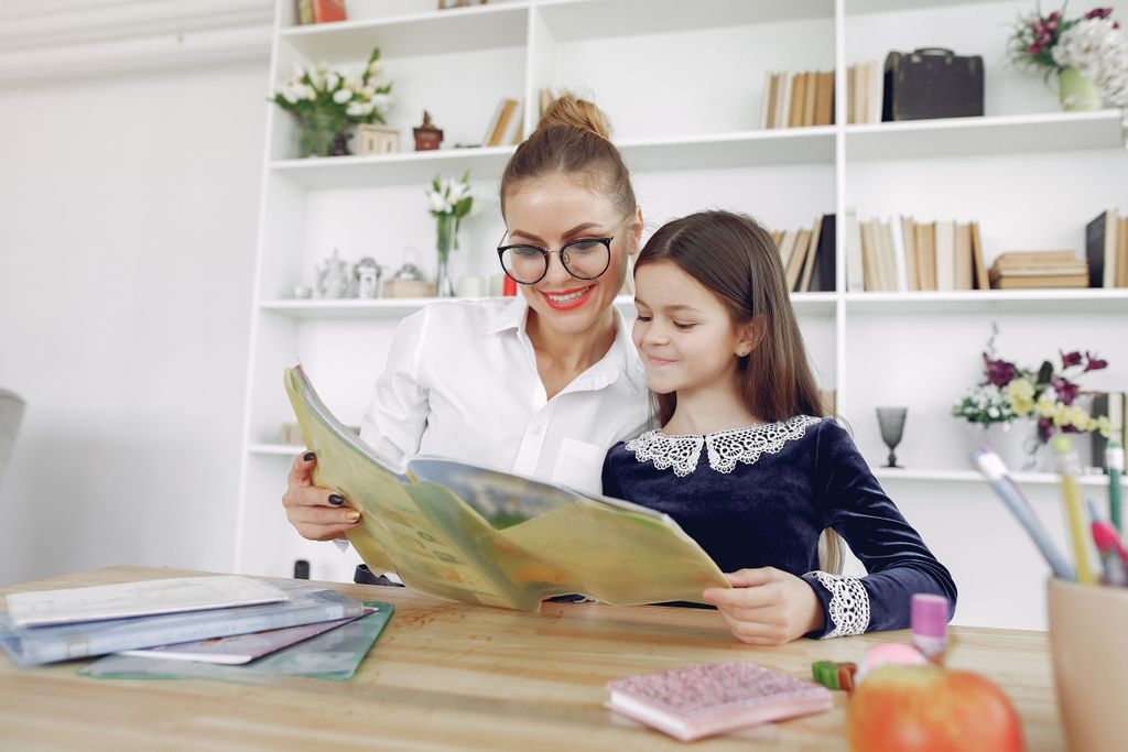 Free nutrition downloads including guides, meal planners and family nutrition resources from Lotus Health + Nutrition